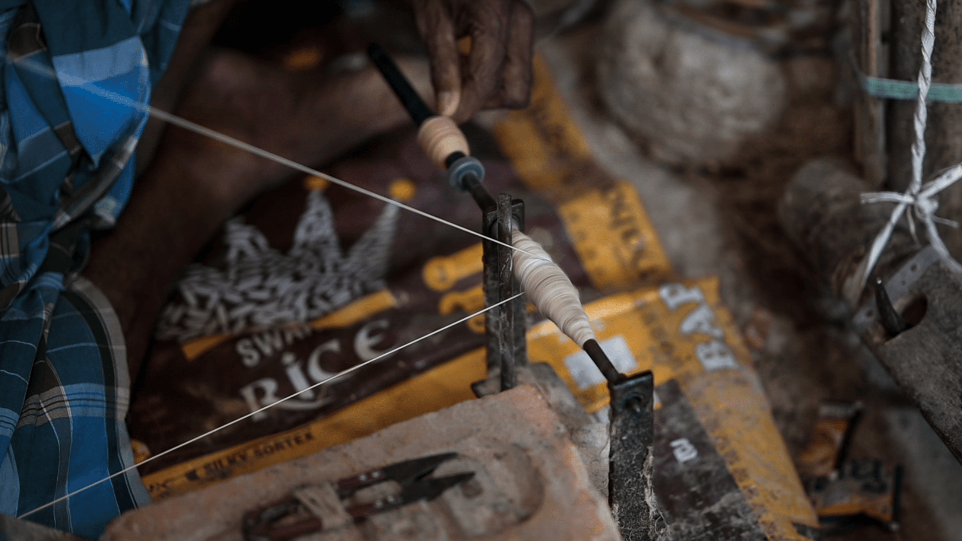 Titico craft — artisan weaving in Varanasi loom hall